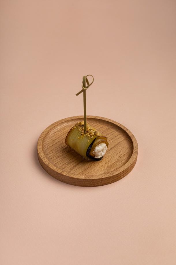 Рулетик из баклажана