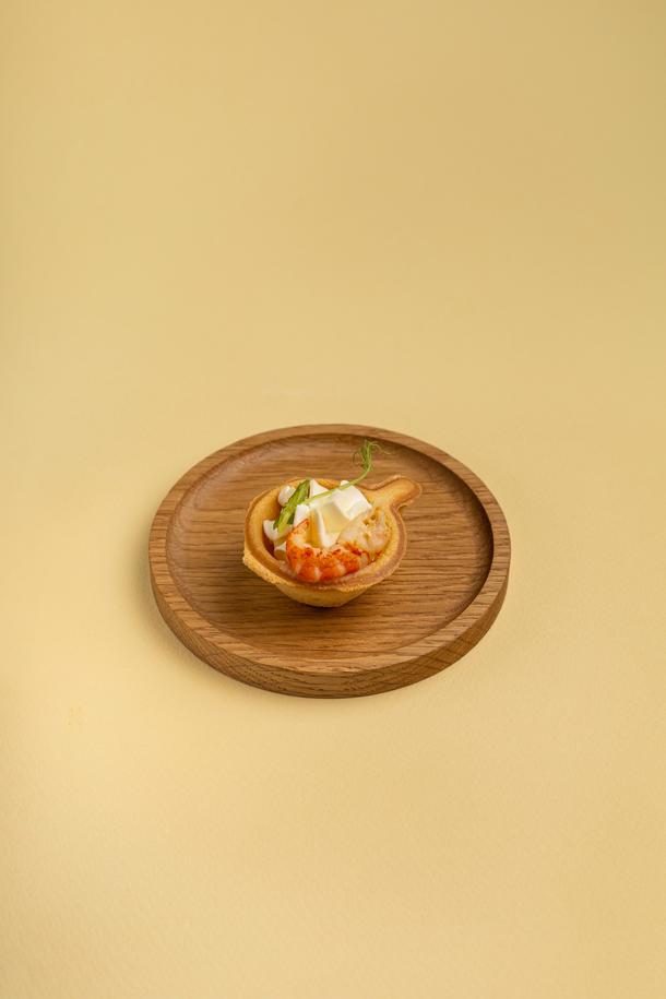 Мини тарталетка с креветкой