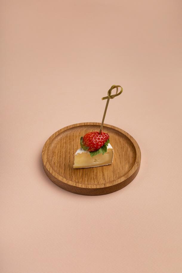 Канапе с сыром Камамбер Канапе с сыром Камамбер