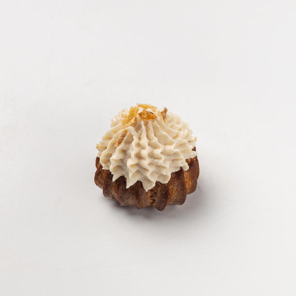 Профитроли с паштетом из цыпленка