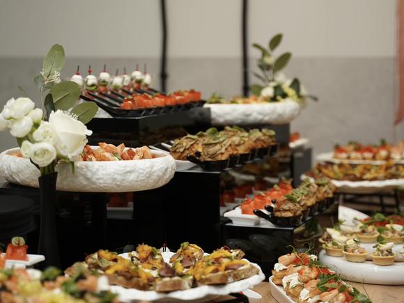 Недорогой фуршетный сет на 20 персон в Самаре