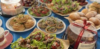 Фуршетный сет стандарт с горячими закусками на 25-30 персон