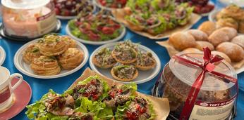 Фуршетный сет стандарт с горячими закусками на 36-40 персон