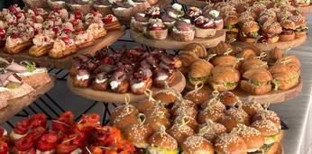 Премиальный фуршет с обслуживанием на 30 персон