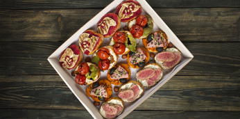 Фуршетный сет с горячими закусками на 26 персон